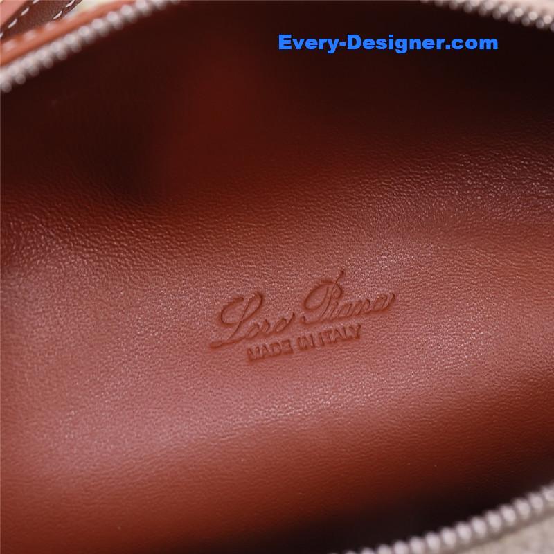 L0r0 P1ana extra pocket l19 pouch