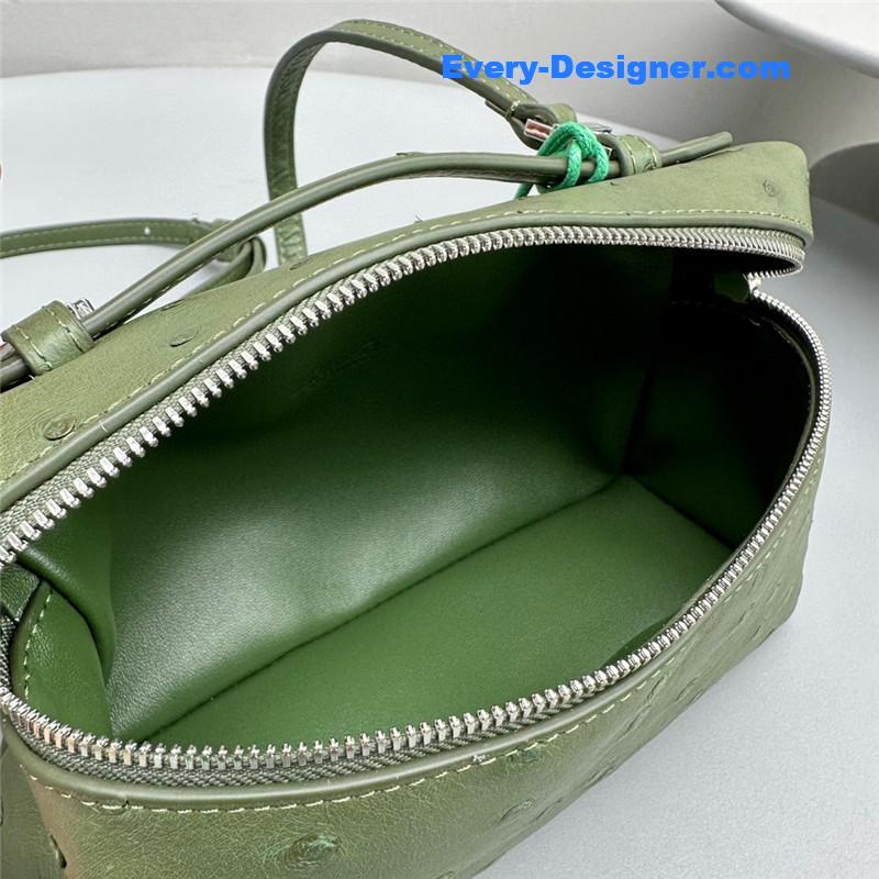L0r0 P1ana extra pocket ostrich leather pouch