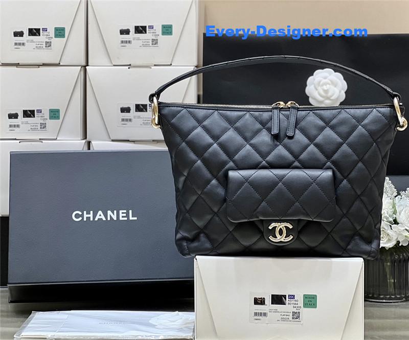 Ch**el wavy cc small hobo bag