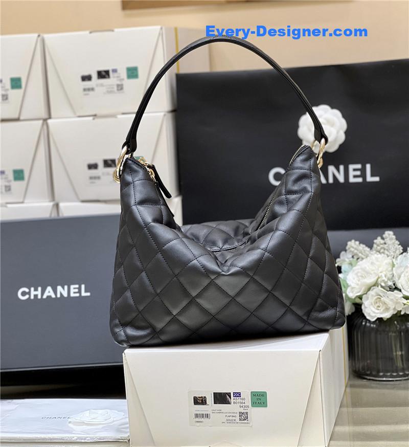 Ch**el wavy cc small hobo bag