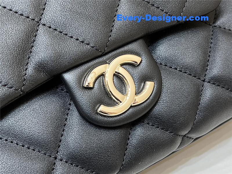 Ch**el wavy cc small hobo bag