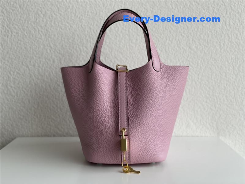 H**me5 lock 18 bag