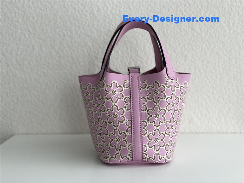 H**me5 lock 18 bag
