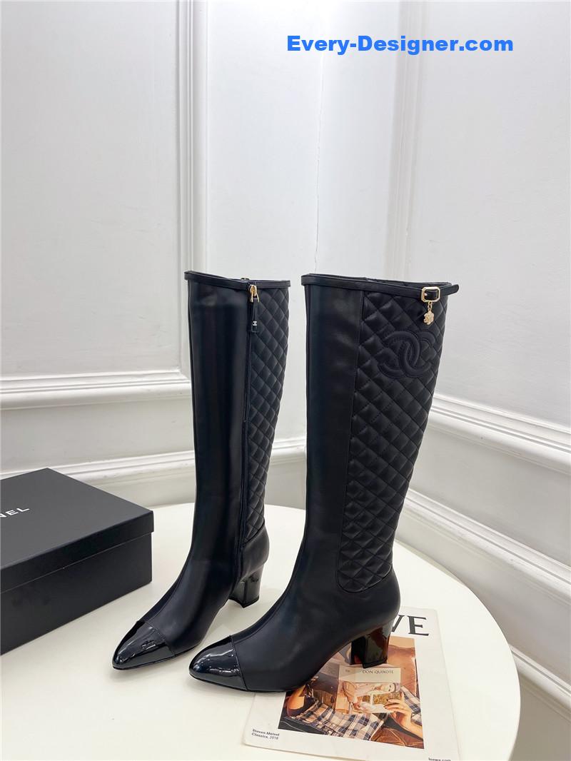 CC classic embroidered chunky heel boots