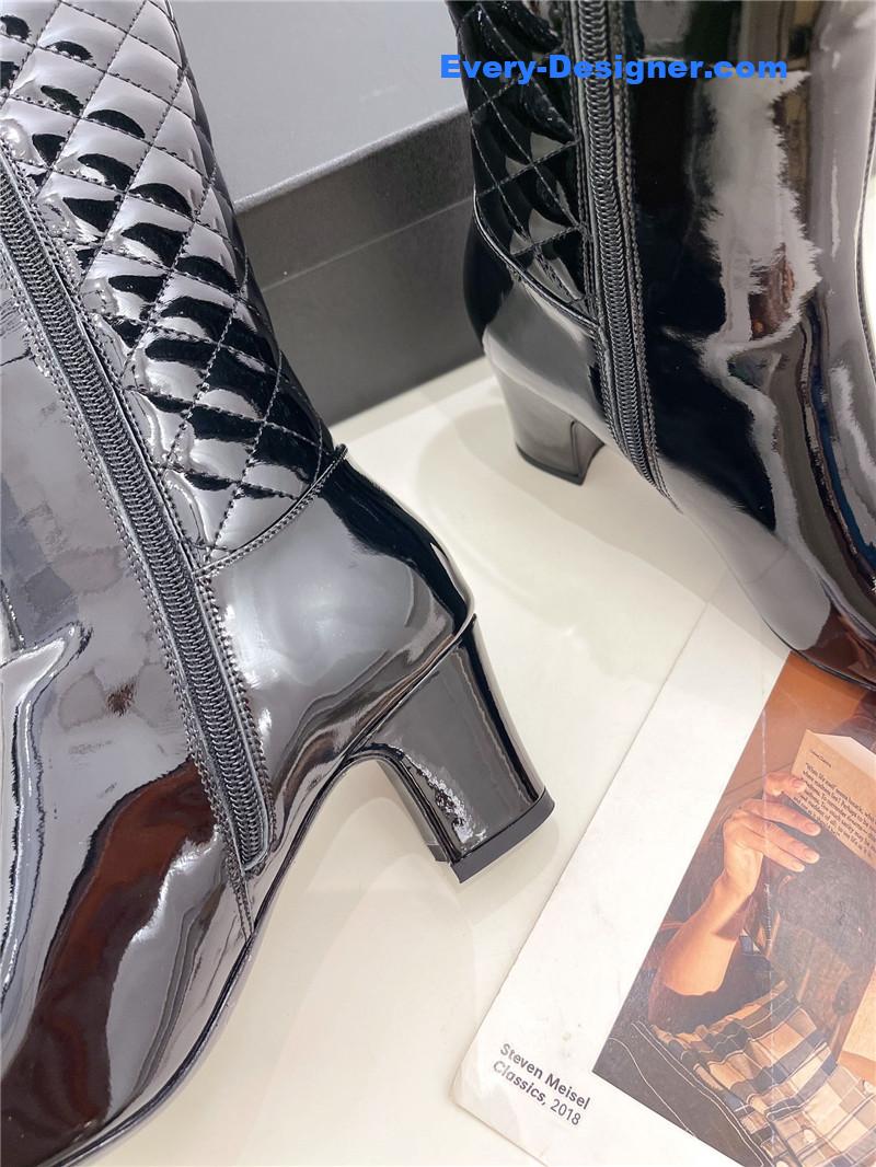 CC classic embroidered chunky heel boots