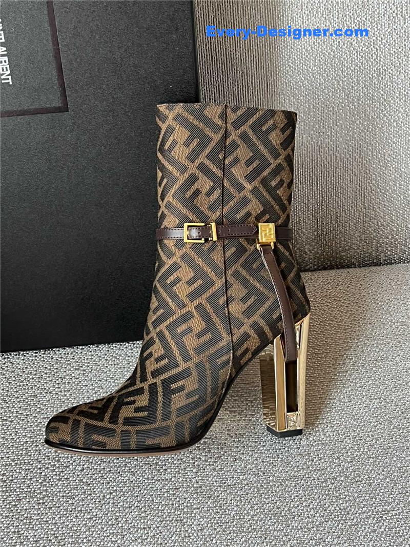 F**di delfina ankle boots