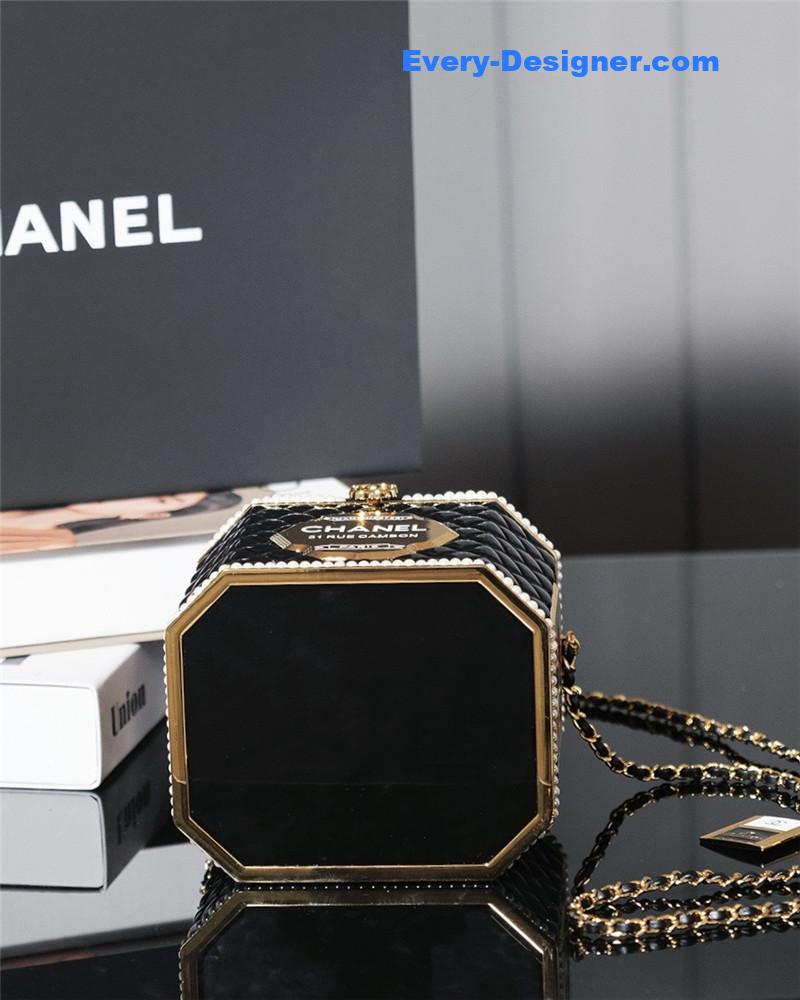 Ch**el tea box minaudiere box