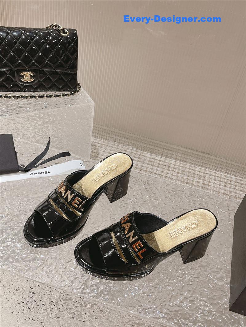 CC platform high heel slippers