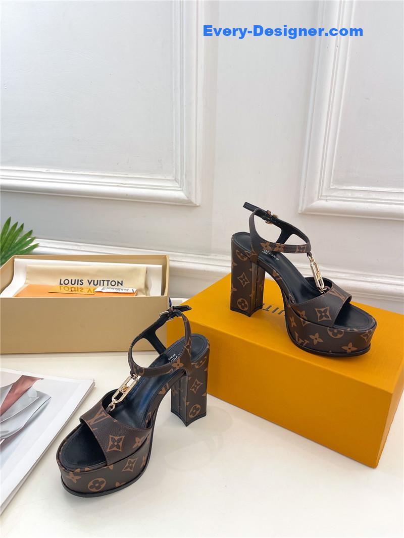 l0vis Vvtt0n lv explosive style platform high-heeled sandals