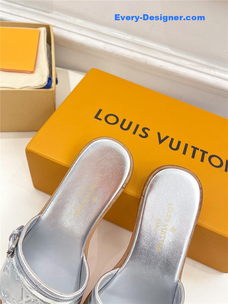 l0vis Vvtt0n lv latest hot style slippers