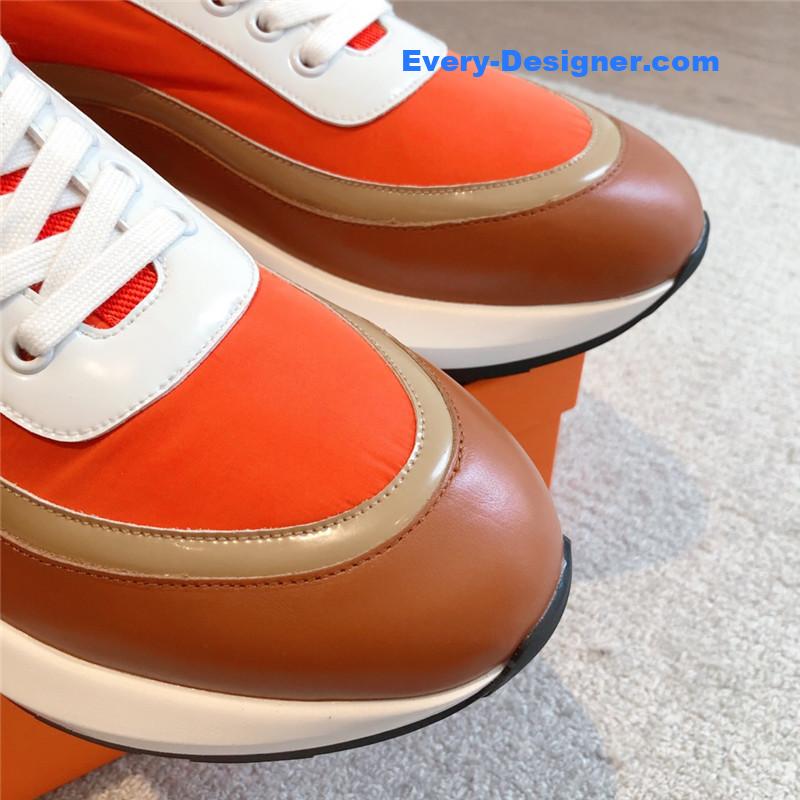 H**me5 new sneakers