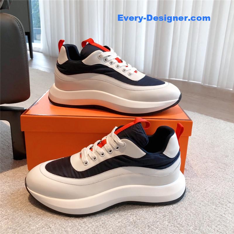 H**me5 new sneakers