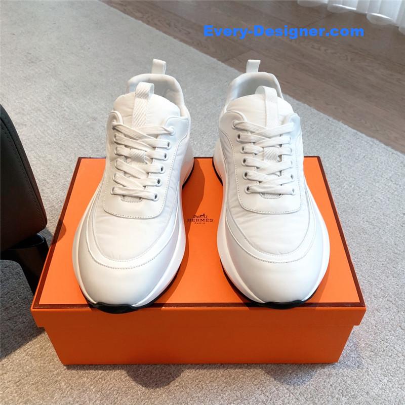 H**me5 new sneakers
