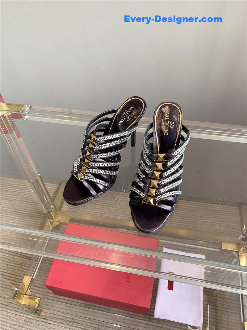 Va1e*ntin0 summer new high heel slippers