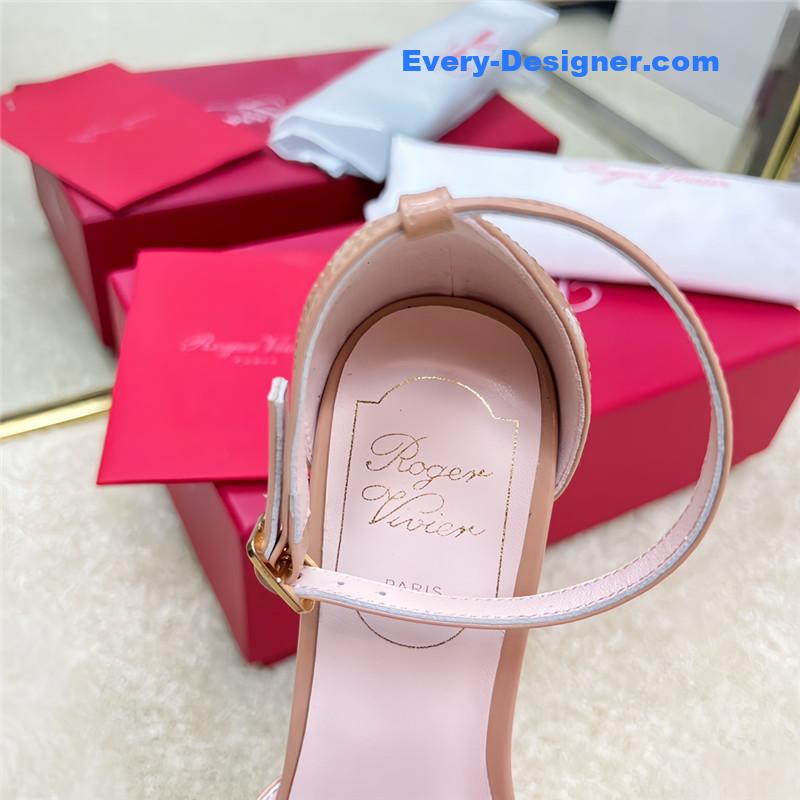 roger u1u1er classic buckle strap sandals