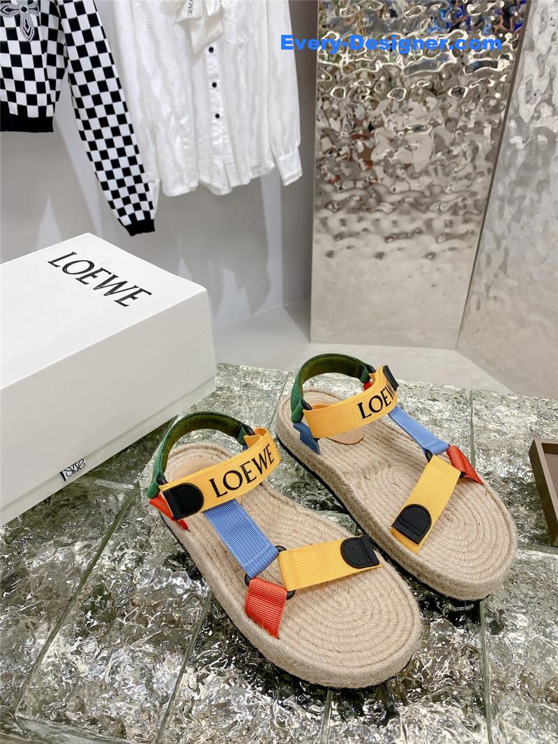 L0ew* new straw platform color block sandals
