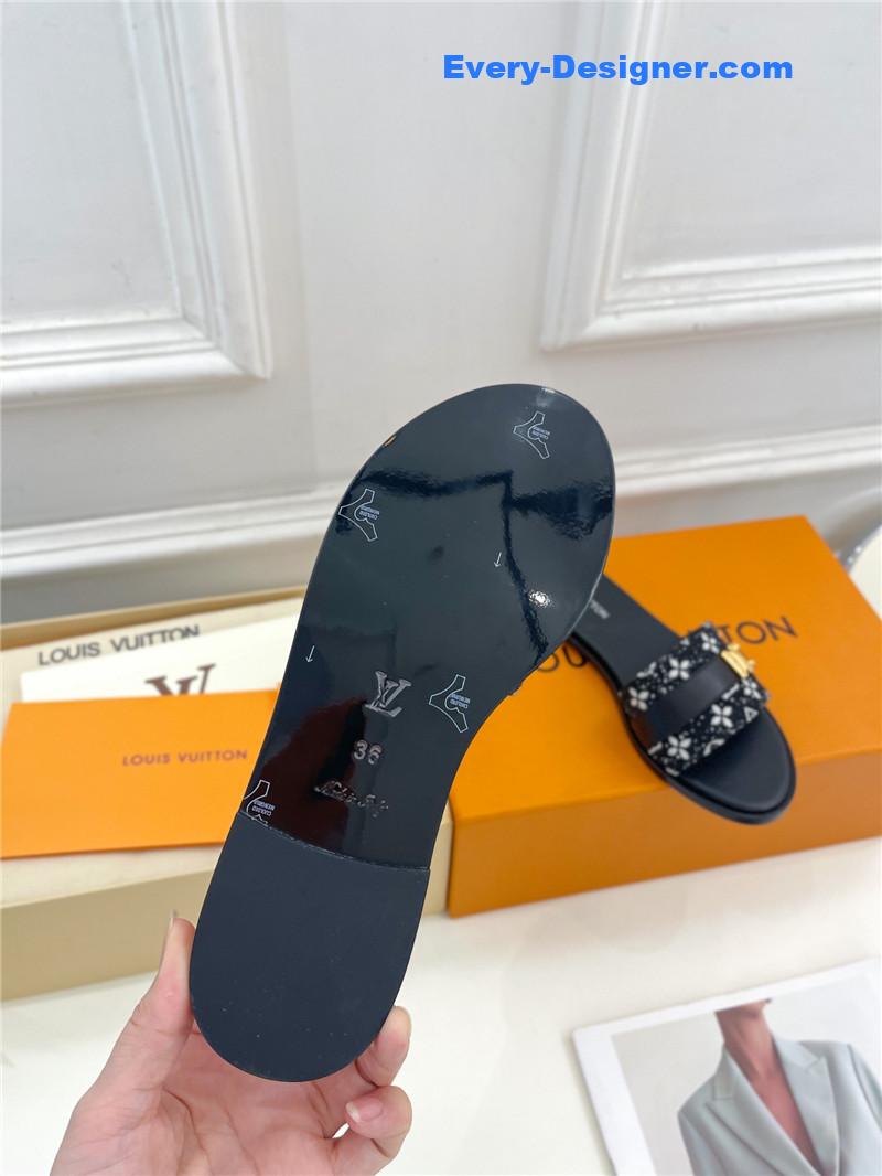 l0vis Vvtt0n lv metal buckle slippers