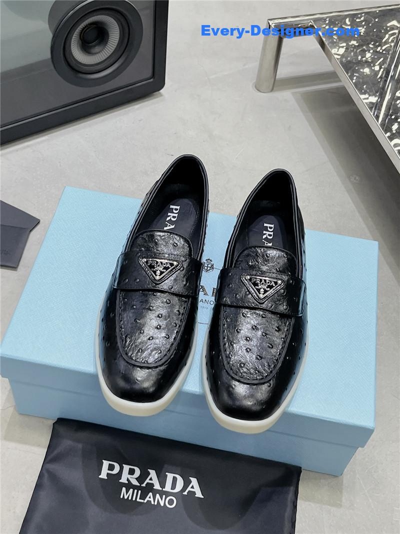 Pra*a new loafers