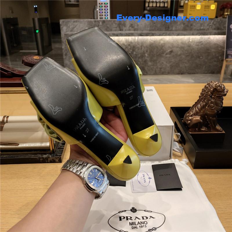 Pra*a low heel rosette square toe sandals