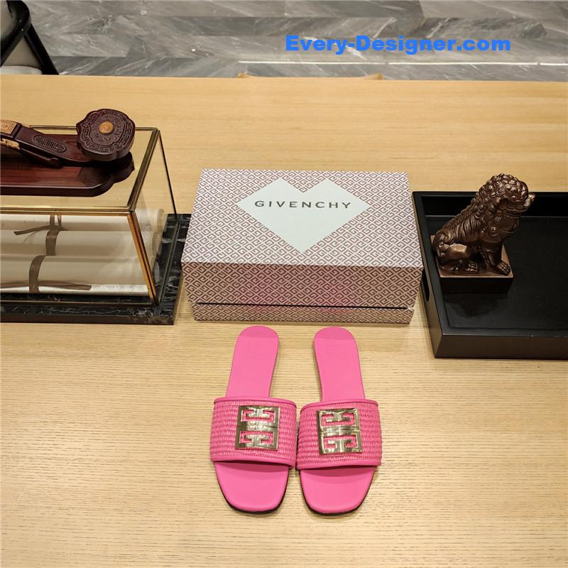 Givenchy Trendy Flat Slides