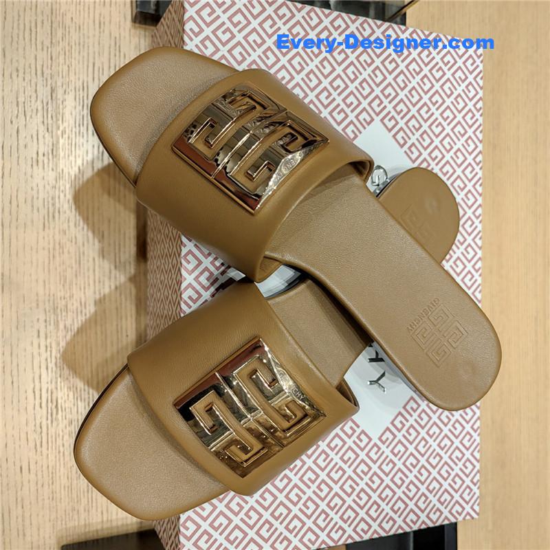Givenchy Trendy Flat Slides