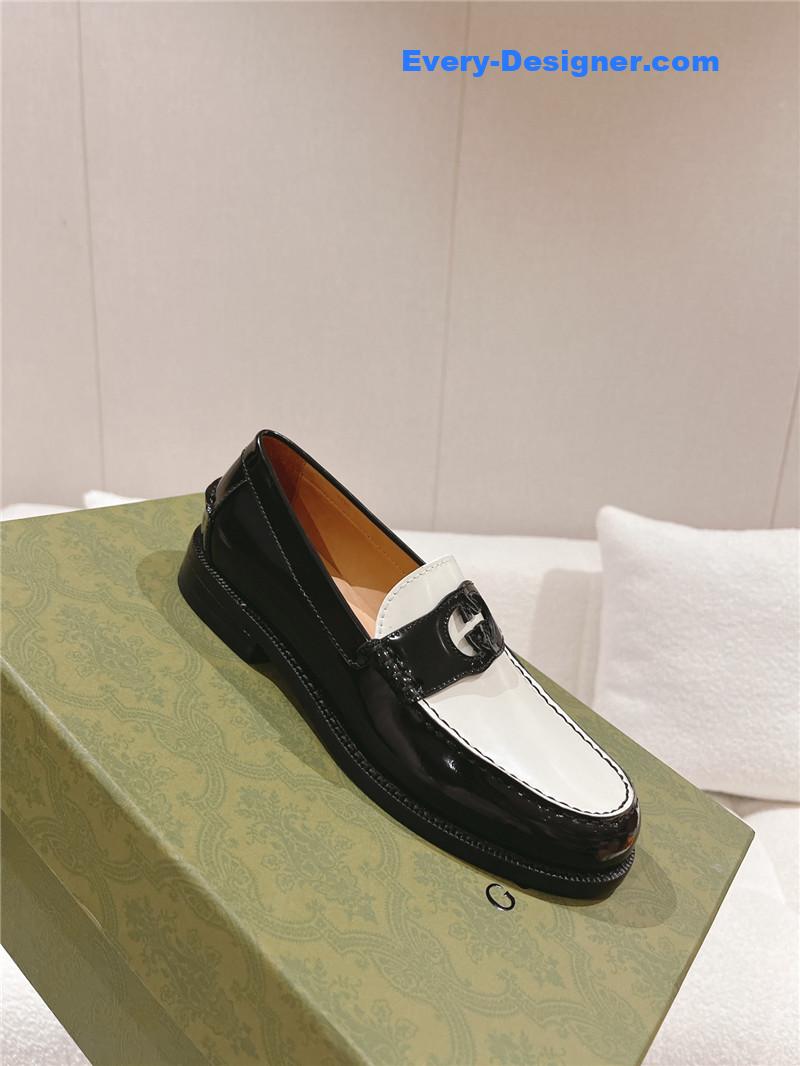 Gvc*1 british style loafers