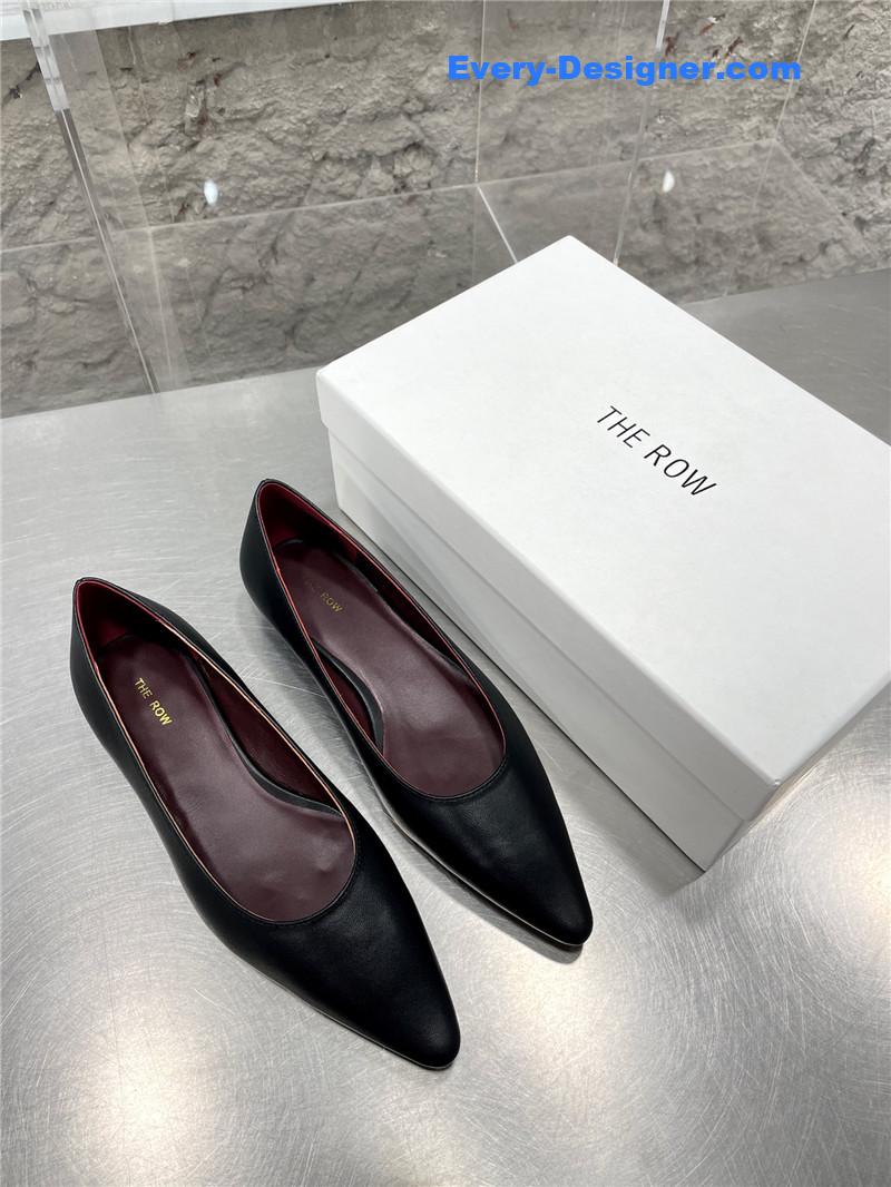 The R0w new french pointed toe chunky low-heeled shoes