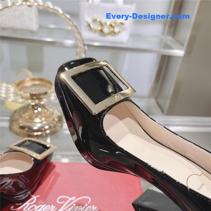 roger u1u1er classic buckle pumps