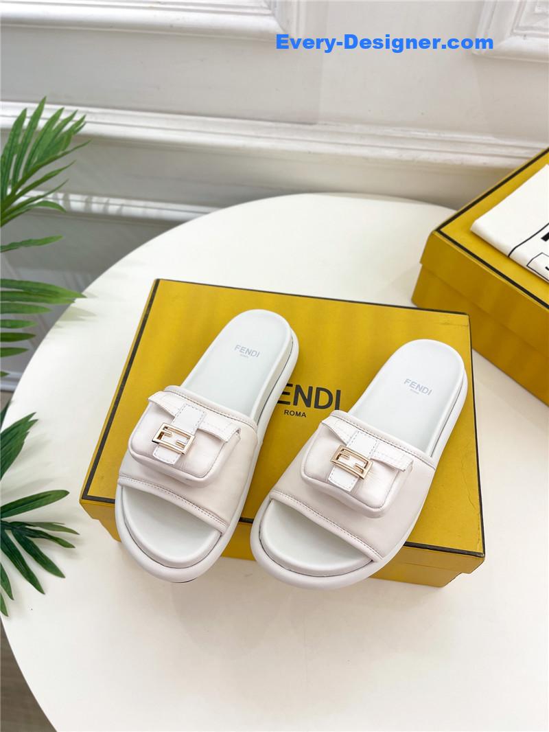 F**di pocket casual slippers