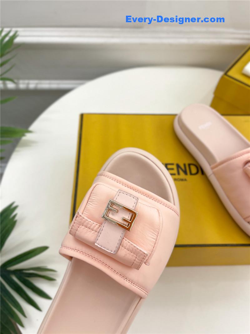 F**di pocket casual slippers