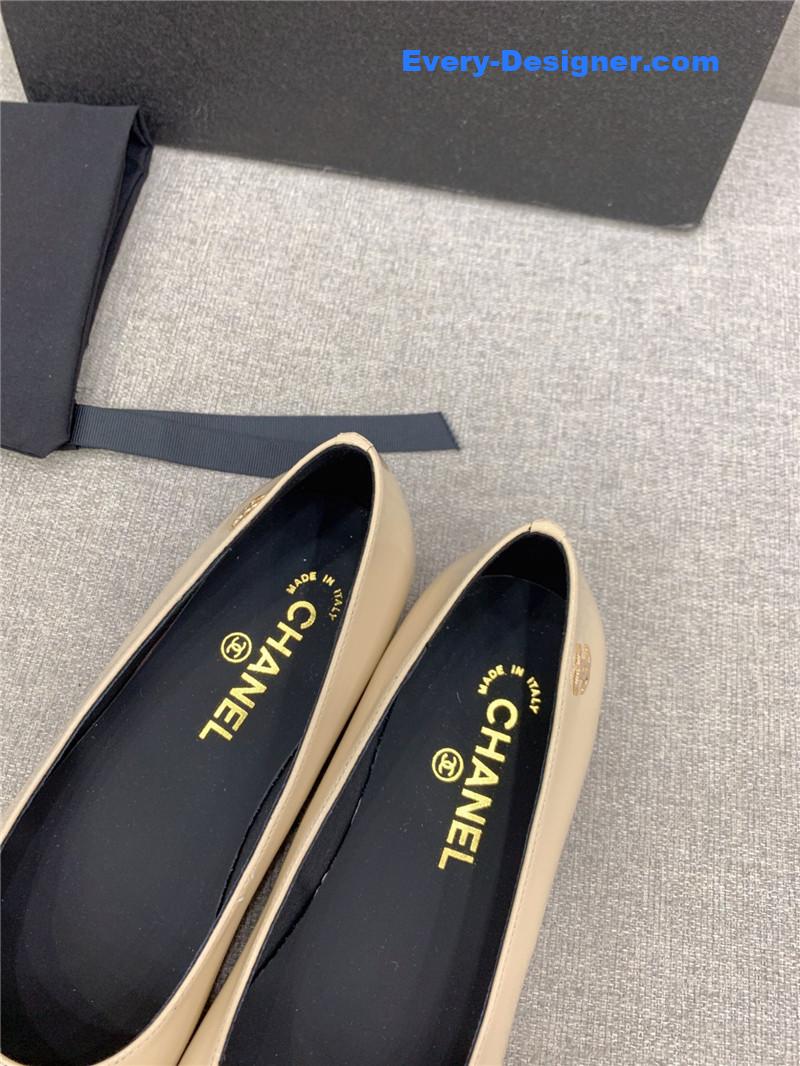 CC new flat shoes