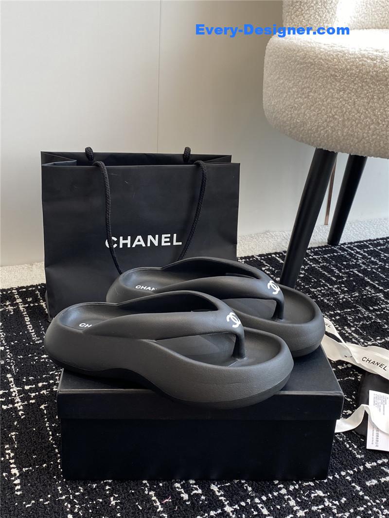 CC explosive style muffin sandals and slippers