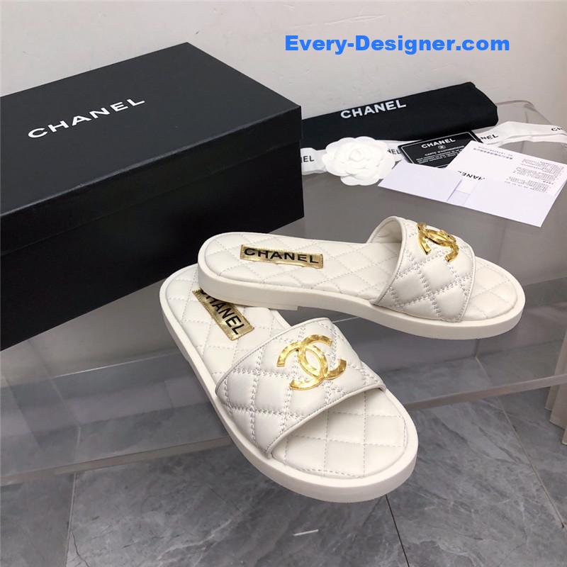 CC explosion Iogo sandals