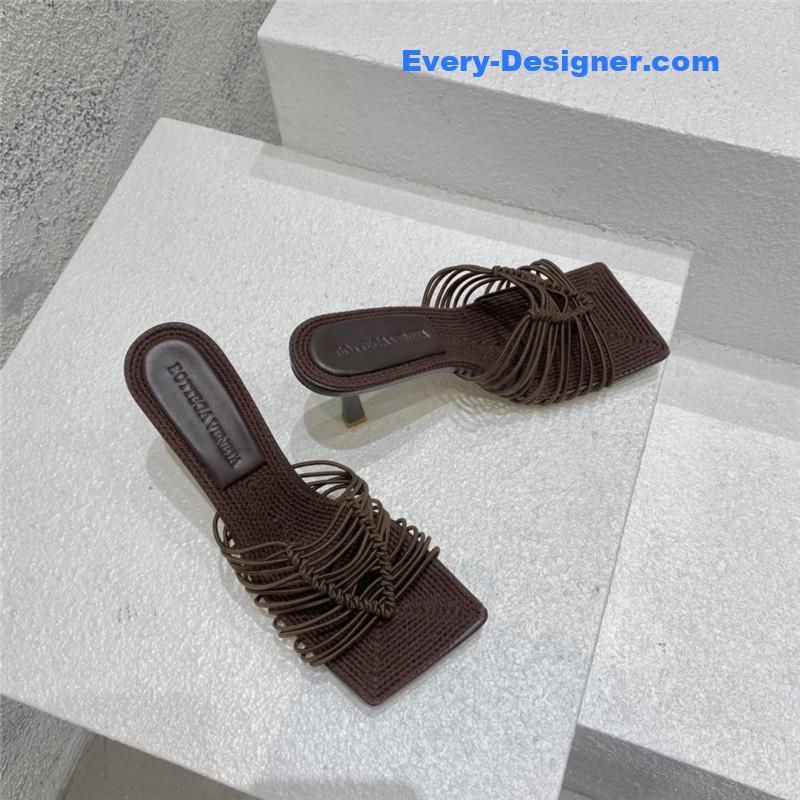b0tt*ga Ven*ta classic heeled sandals