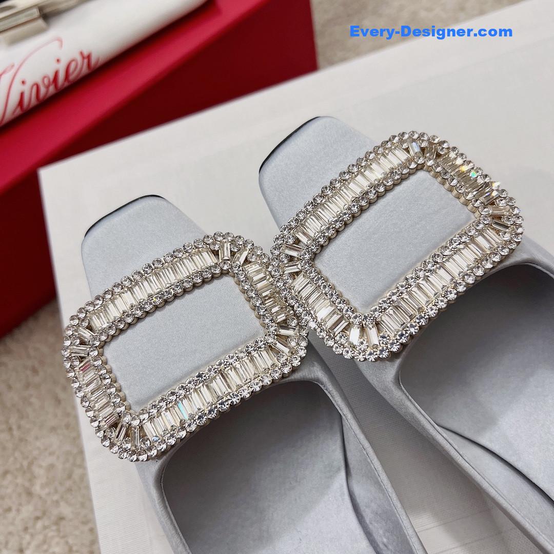 roger u1u1er silk d1am0nd buckle square heel shoes