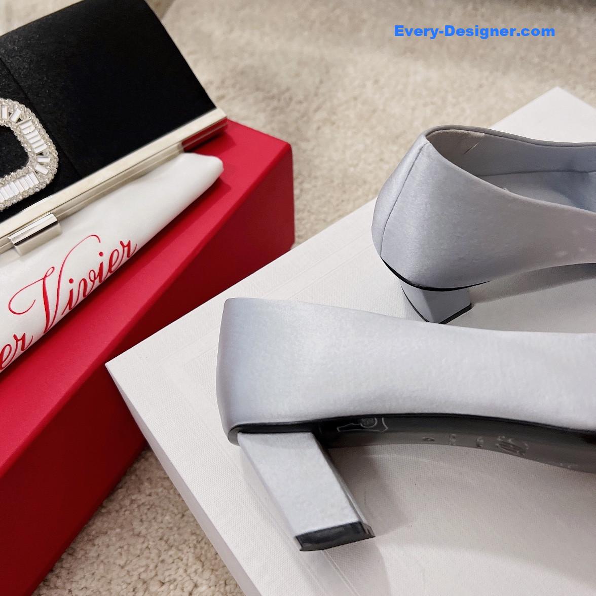 roger u1u1er silk d1am0nd buckle square heel shoes