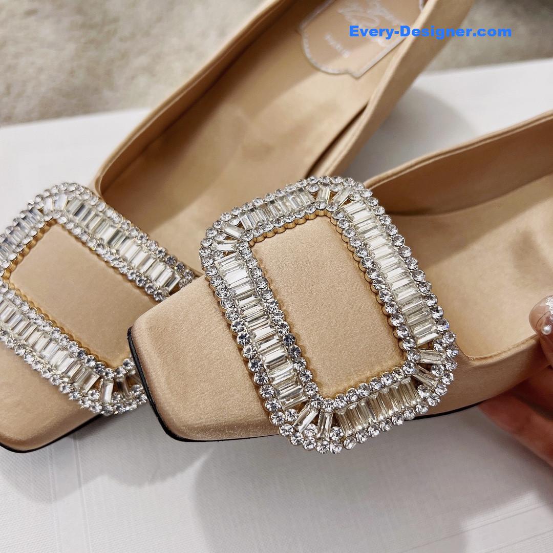 roger u1u1er silk d1am0nd buckle square heel shoes