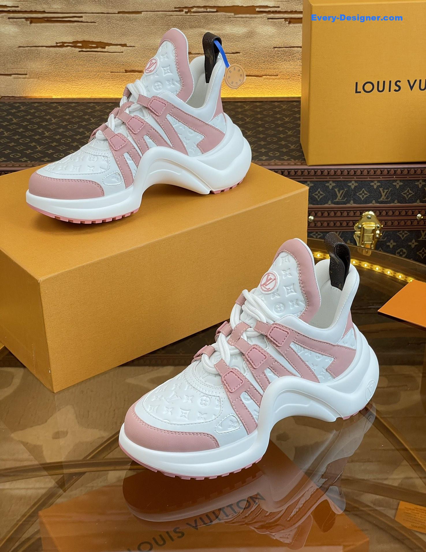 l0vis Vvtt0n lv hardware casual sports daddy shoes