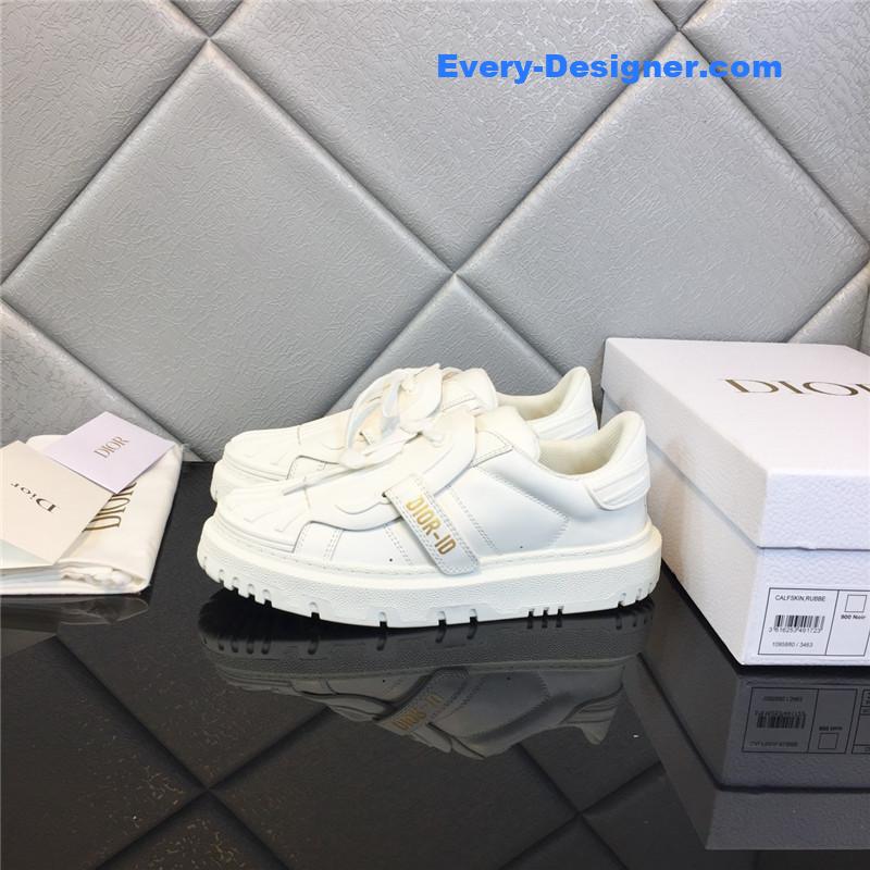 D10r shell shoes