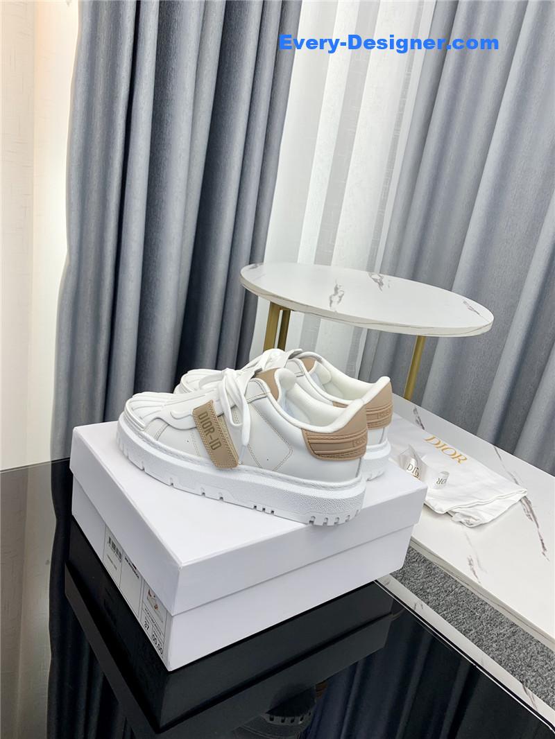 D10r shell shoes