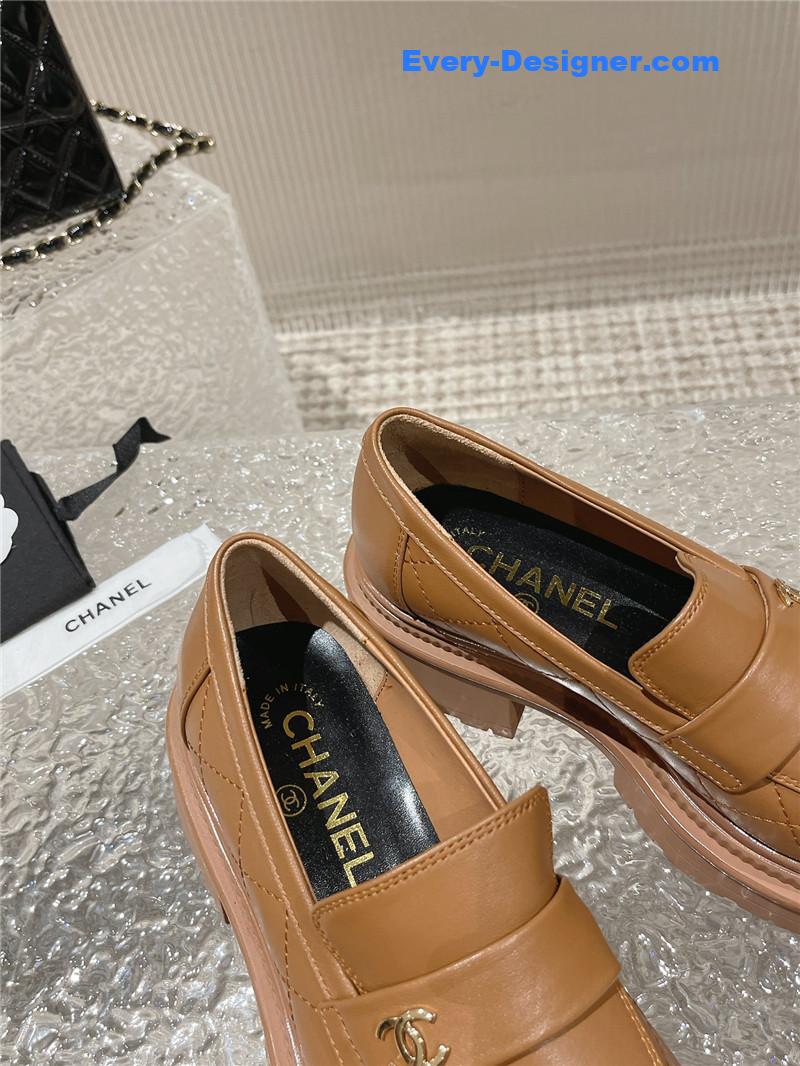 CC calfskin lozenge shoes