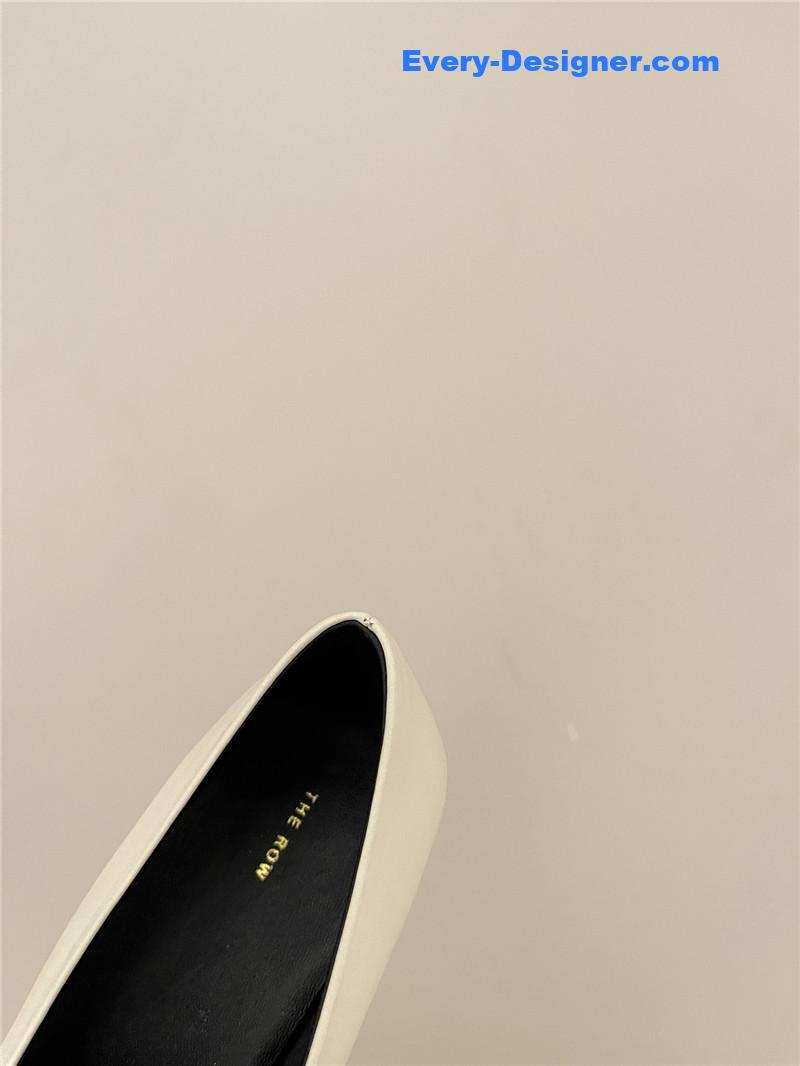 Chunky heels