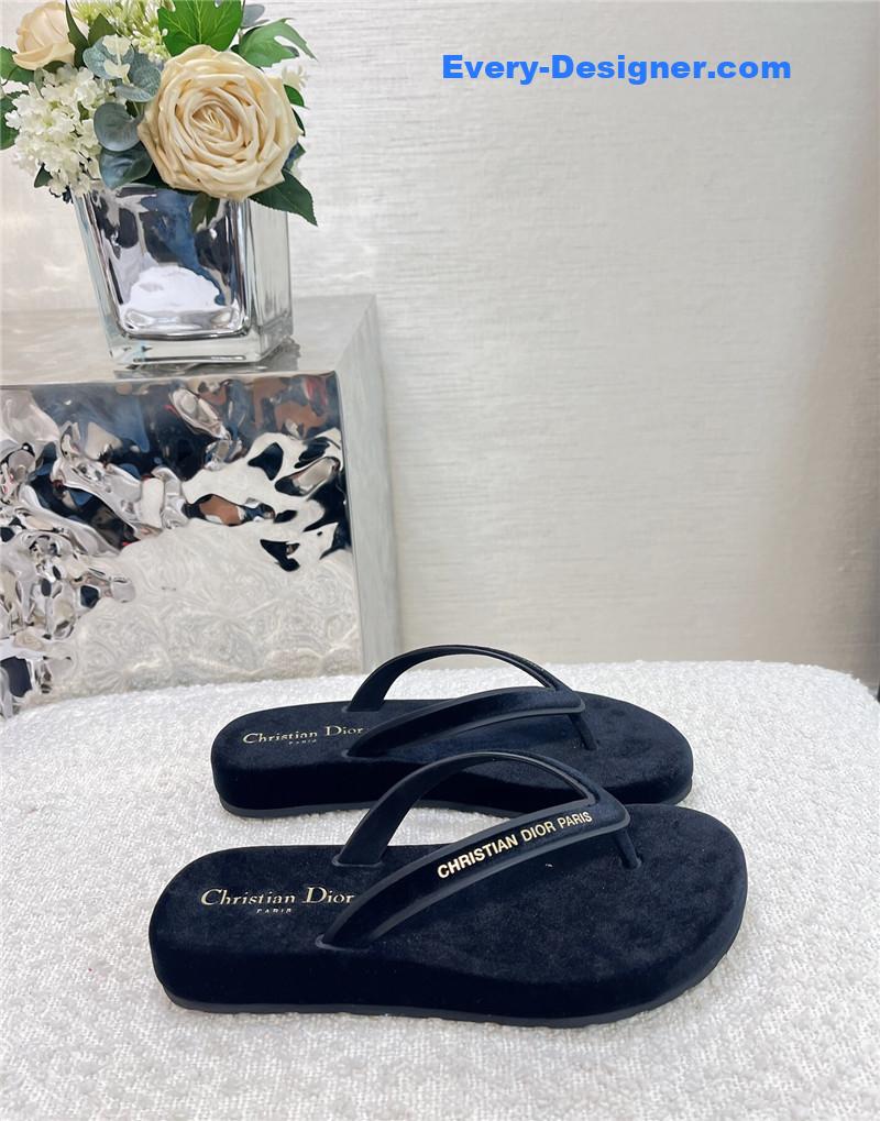 D10r new flip flops