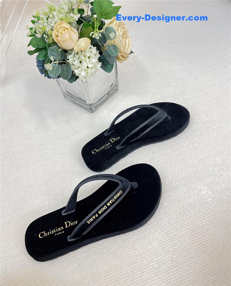 D10r new flip flops