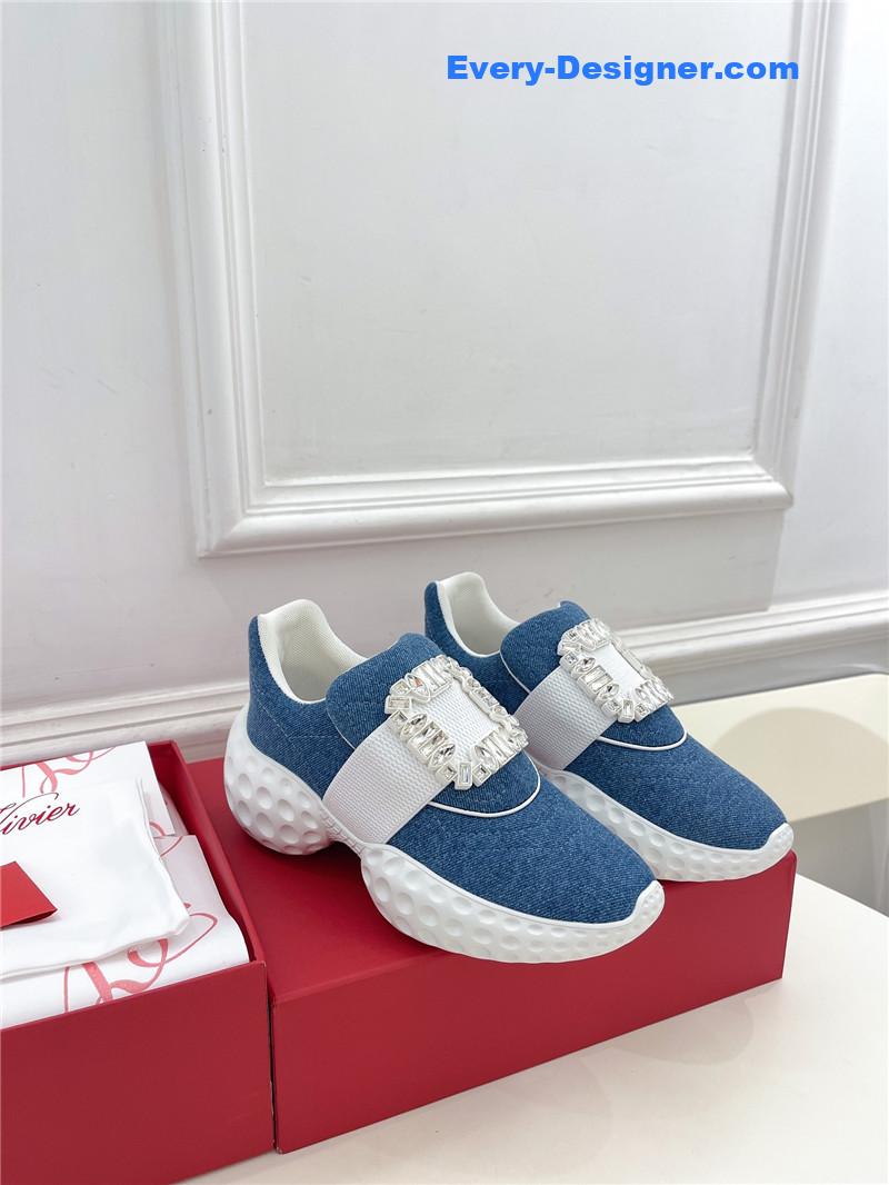 roger u1u1er classic d1am0nd buckle sneakers in fabric
