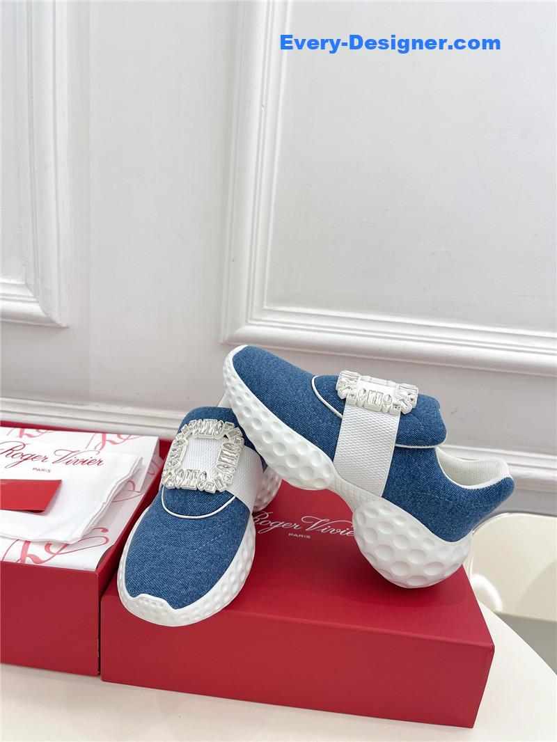 roger u1u1er classic d1am0nd buckle sneakers in fabric
