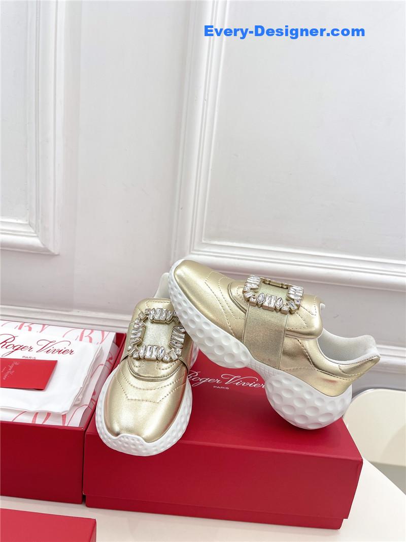 roger u1u1er classic d1am0nd buckle sneakers in fabric