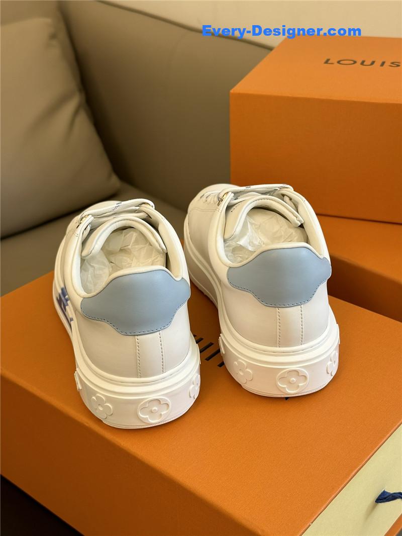 l0vis Vvtt0n lv classic platform sneakers