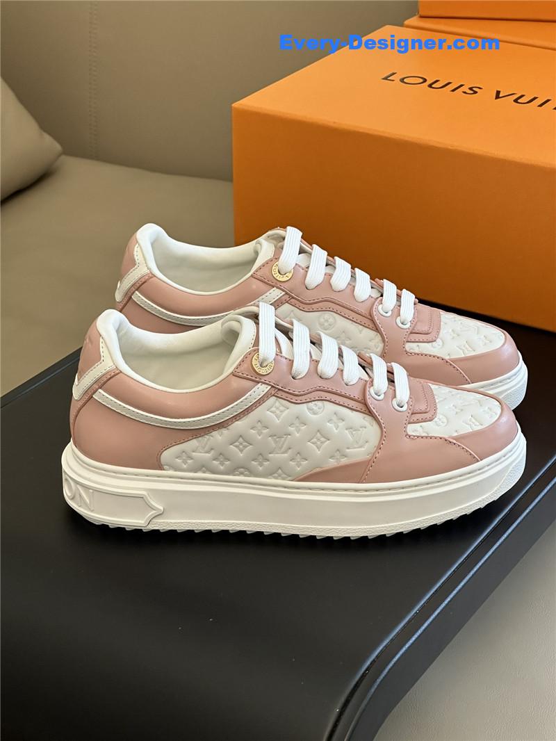 l0vis Vvtt0n lv classic platform sneakers