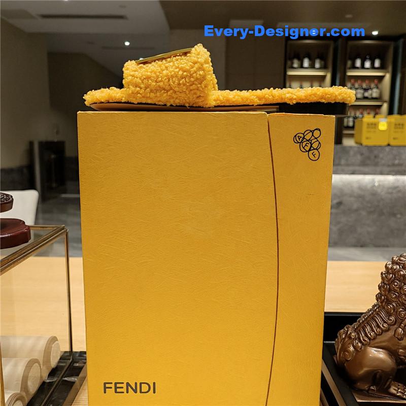 F**di lamb wool series slippers